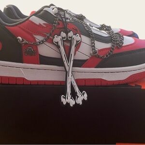 Skull-Emblazoned Red and Black Men's Sneakers